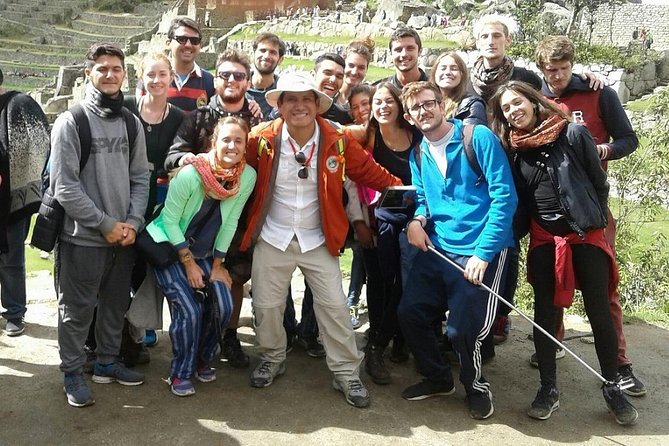 Private Tourist Guide in Machupicchu From Aguas Calientes.