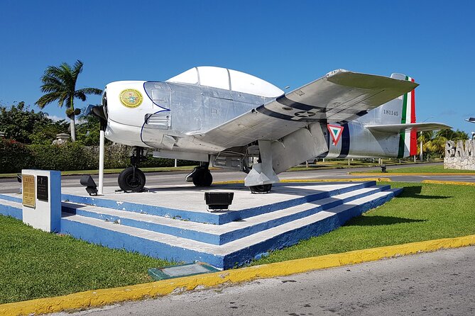 Private Transfer Between Cozumel Airport or Ferry, and Hotels