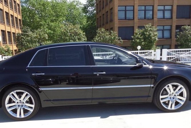 Private Transfer: Disneyland to Charles De Gaulle Airport (Cdg)