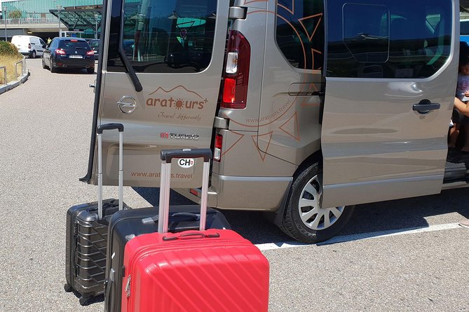 Private Transfer From Alpe Dhuez, France to Geneva Airport