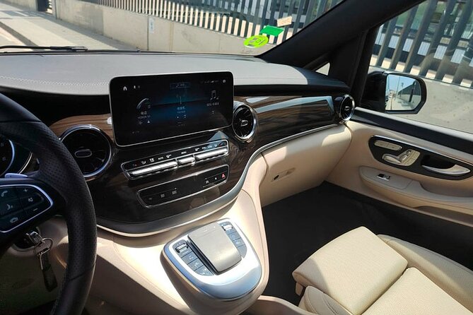 Private Transfer From Barcelona Airport to Barcelona (Vip) - Good To Know