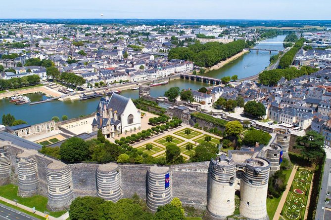 Private Transfer From Bayeux to Angers - up to 7 People - Overview of Private Transfer Services