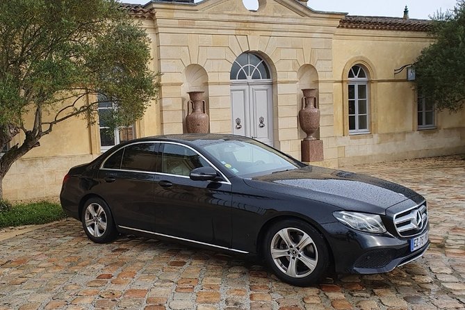 Private Transfer From Bordeaux to Bordeaux Airport