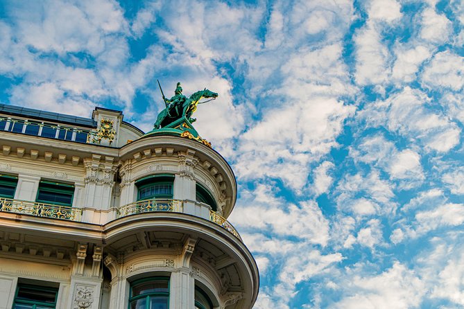 Private Transfer From Munich to Vienna With 2 Hour Sightseeing Stop