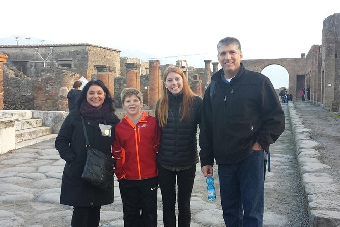 Private Transfer From Rome to Positano With Stop a Pompeii - Good To Know