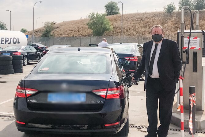 Private Transfer From the Barcelona Airport to the City - Private Transfer Service Details