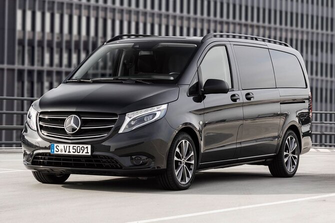 Private Transfer Tahiti Airport PPT to Papeete Urban Area by Van