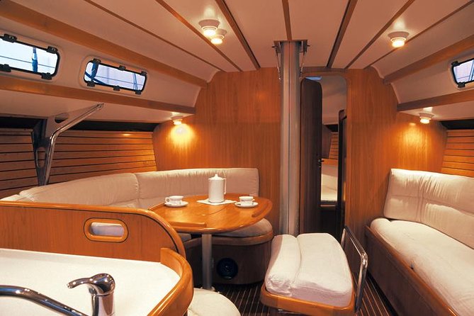 Private Yacht Tour With Whale and Dolphin Watching 42 Foot Boat