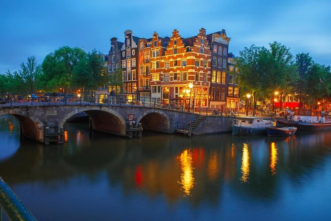 Professional Photo Session in Amsterdam and Tour