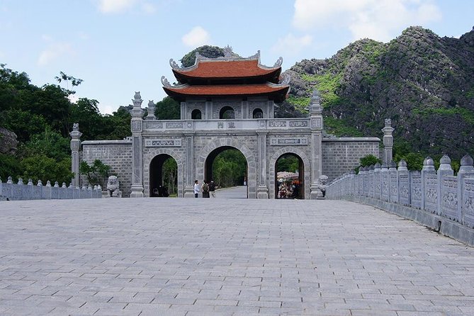 Quang Phu Cau Incense Village- Hoa Lu - Trang An Small Group Tour - Trip Overview and Highlights