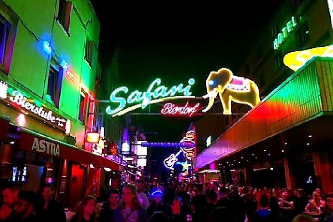 Reeperbahn – St. Pauli Nightwalk – the Black Diamonds of St. Pauli