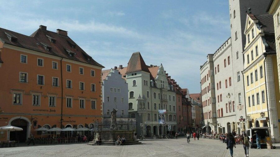Regensburg: Private Christmas Market Tour - Good To Know