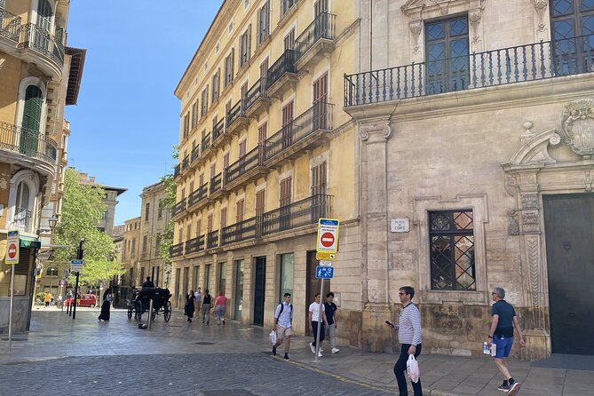 Romantic Outdoor Escape Game in Palma De Mallorca - Good To Know