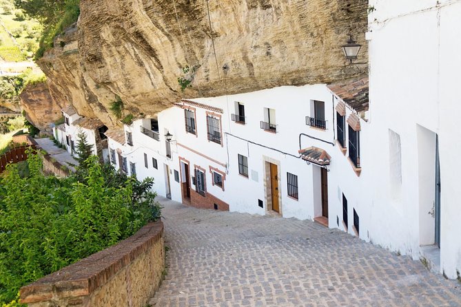 Ronda and Setenil De Las Bodegas Private Tour From Cadiz - Itinerary and Tour Details