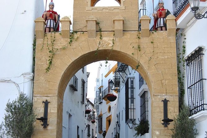 Ronda and the White Village of Arcos De La Frontera Private Tour From Cadiz