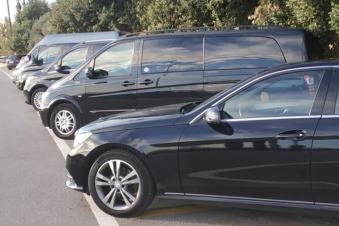 Roundtrip Transfer Airport-Hotel in Alicante Cars of up to 8 Passengers