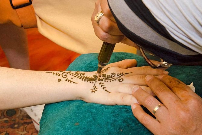 Royal Evening Desert Safari With Bbq Dinner & Live Shows - Pricing and Booking Details