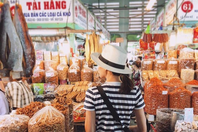 Saigon Chinatown Adventure (Private Car & All-Inclusive) - Local Guide Expertise