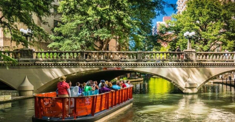 San Antonio: Small Group Tour W/ Alamo, Tower & River Cruise - Good To Know