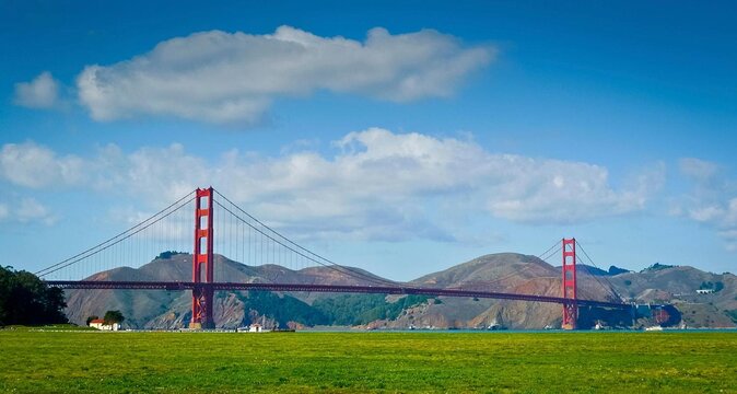 San Francisco by E-Bike: Golden Gate Bridge, Mission, Castro - Good To Know
