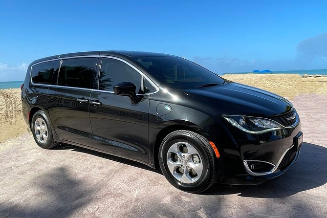 San Juan 1-Way or 2-Way Private Transfer by Mercedes Minivan - Good To Know