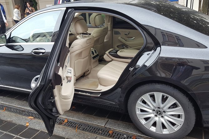 San Sebastián-Bilbao City or Airport Private Transfer