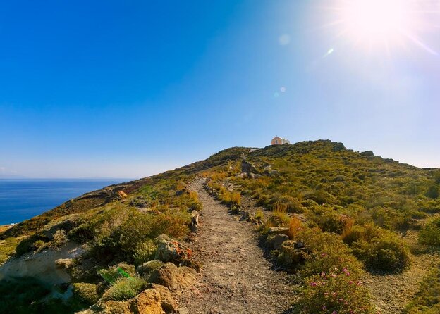 Santorini: Caldera Trail Guided Hike
