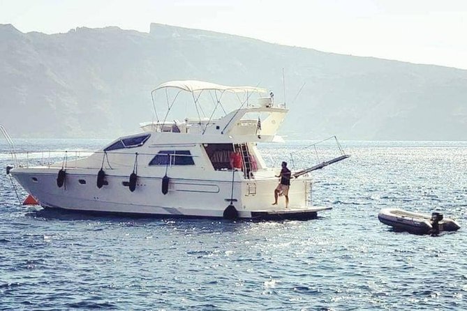 Santorini Private Cruise Motor Yacht With Food and Drinks - Good To Know