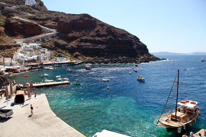 Santorini Private Sunset Sailing Tour With Dinner, Drinks &Transfer Included