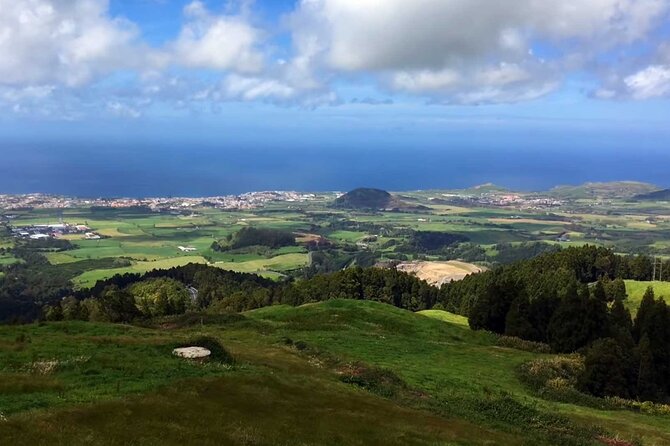 São Miguel Island Whale Watching and Lagoa Do Fogo Day Trip - São Miguel