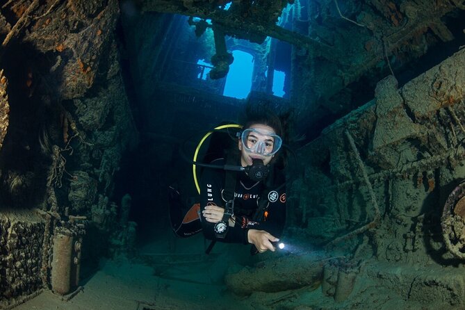 Scuba Diving at Jumeirah Dubai With Private Options - Good To Know