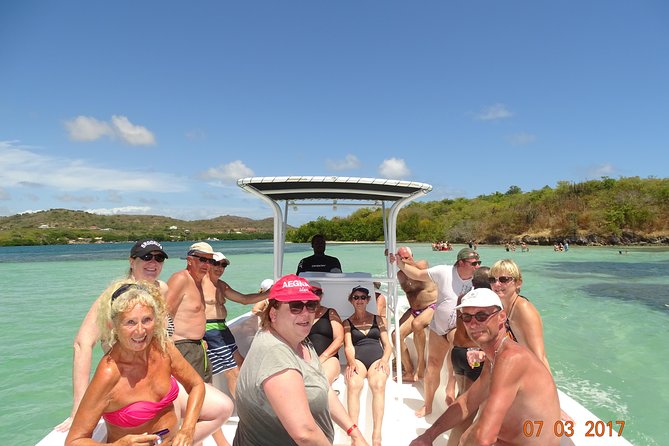 Sea Excursion in the Bays of Robert and Francois.