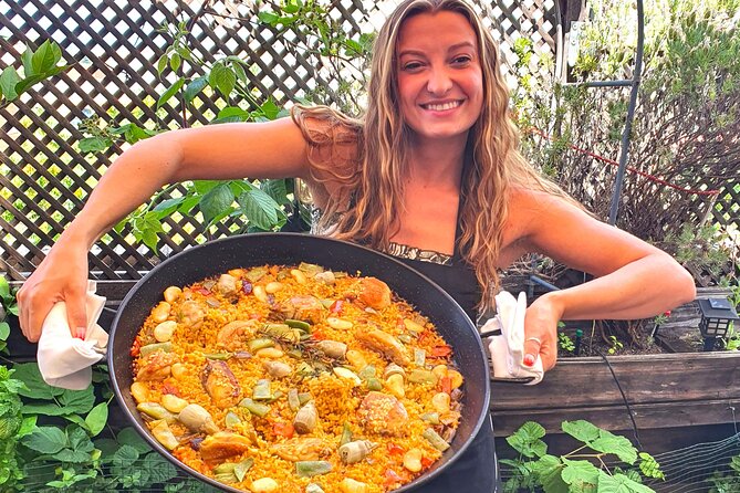 Seafood Paella Cooking Classes a Private Rooftop in Madrid