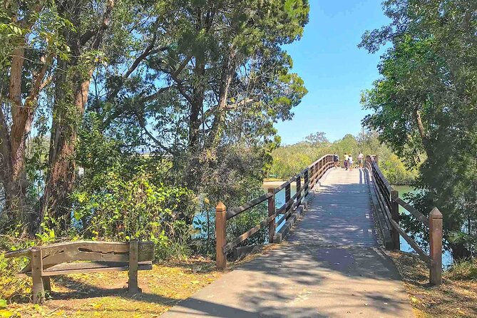 Secrets of Noosa Tour With Oceanview Lunch, Nature & Noosa River Ferry