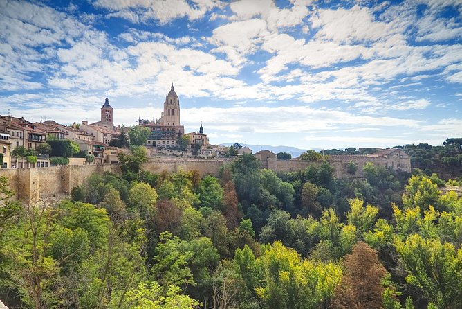 Segovia Tour From Madrid Including Alcazar Admission - Good To Know