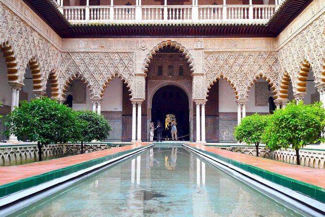 Seville: Guided Tour of Cathedral, Giralda, and Royal Alcázar - Good To Know
