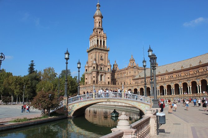 Seville Quick Overview: Highlights Walking Tour With Local Guide - Good To Know