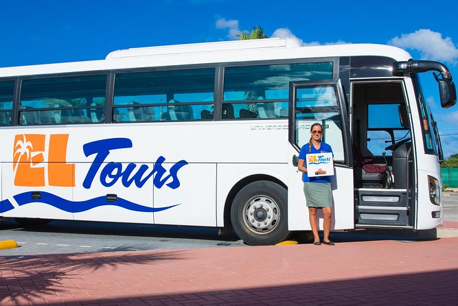 Shared Return Transfer From Aruba Airport to Hotels - Service Overview