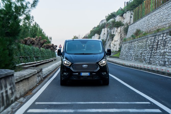 Shared Transfer From Positano to Naples Airport