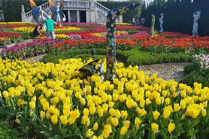 Shore Excursion Togolden Bridge, Dragon Bridge,Marble Mountain TIEN SAorCHAN MAY - Visiting the Golden Bridge