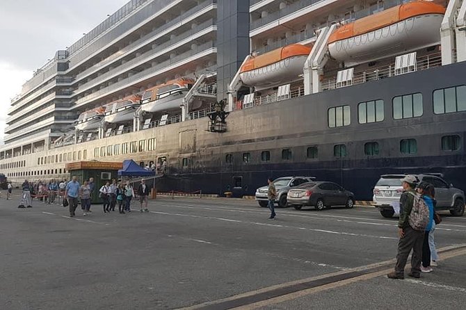 Shore Excursion:CHAN MAY or TIEN SA: GOLDEN BRIDGE-DRAGON BRIDGE-MARBLE MOUNTAIN - The Golden Bridge