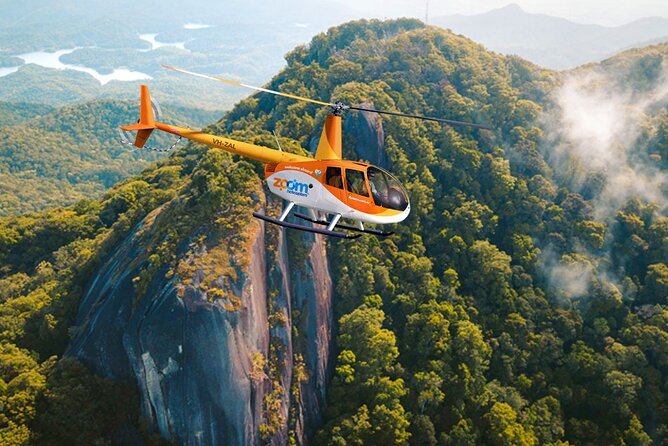 Short Cairns Scenic Flight  – Cairns & the Tropical North