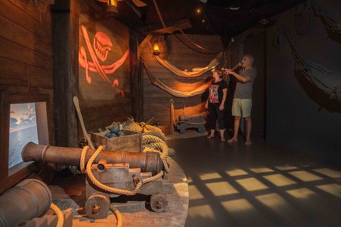 Sint Maarten Pirate Experience at the Rusty Parrot - Good To Know