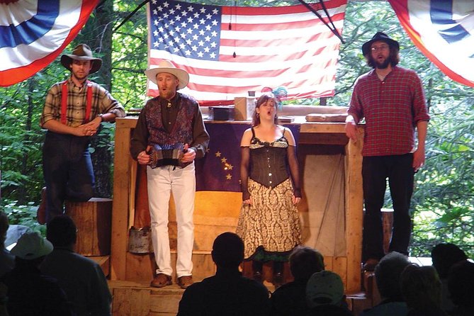 Skagway Shore Excursion: Liarsville Gold Rush Camp, Gold Panning and Salmon Bake Combo