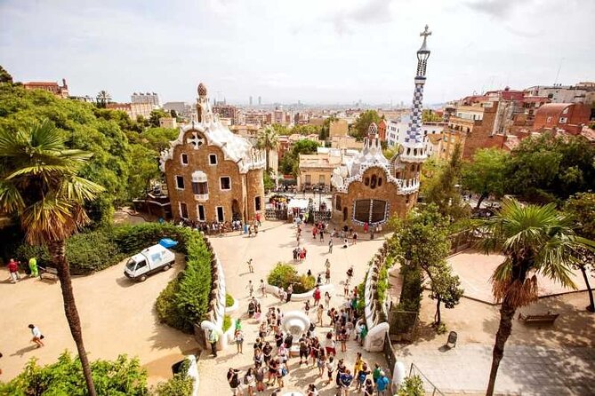 Skip the Line - Park Güell Guided Walking Tour - Meeting and Pickup