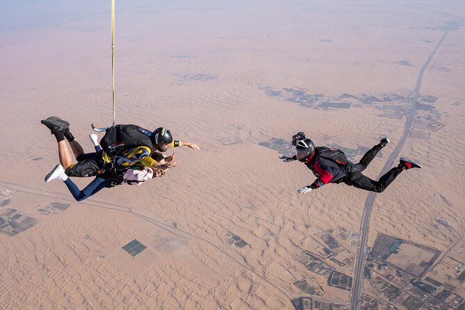 Sky Diving Dubai At Desert Zone - Good To Know