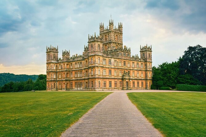 Small-Group Downton Abbey and Highclere Castle Tour From London - Good To Know