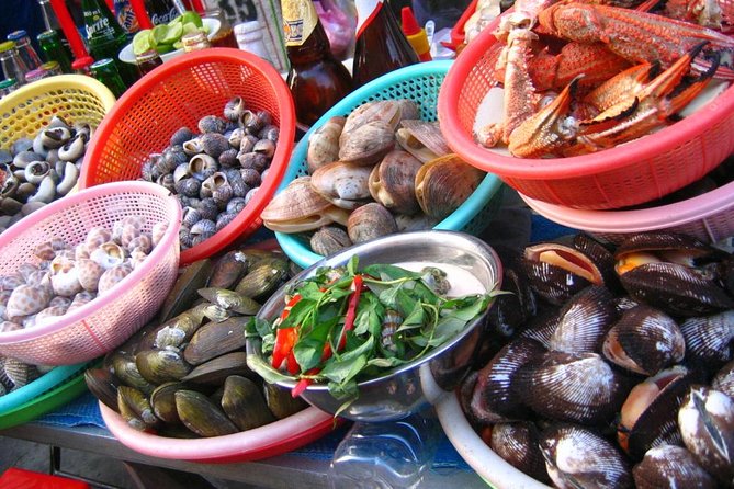 Small-Group Hanoi Seafood Tasting And Walking Tour - Good To Know