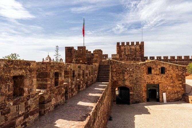 Small Group Wine Tasting Tour From Albufeira