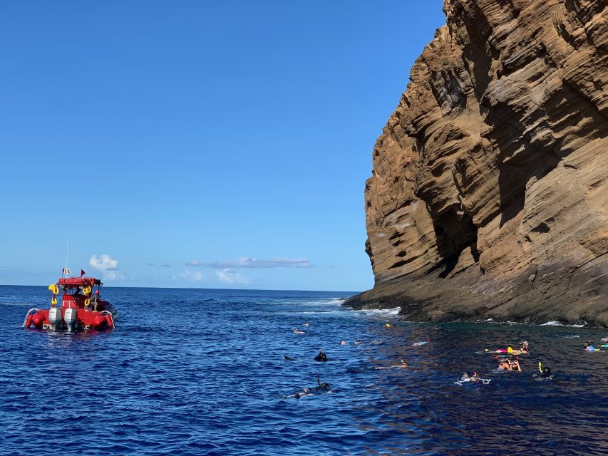 South Maui: Molokini Snorkel & Forbidden Coast Tour